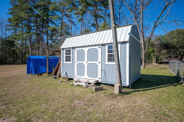 309 N Beech Street, Woodville, TX 75979