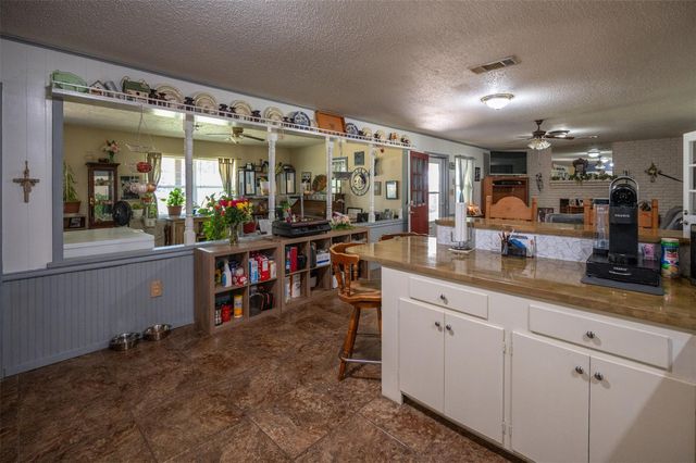 309 N Beech Street, Woodville, TX 75979