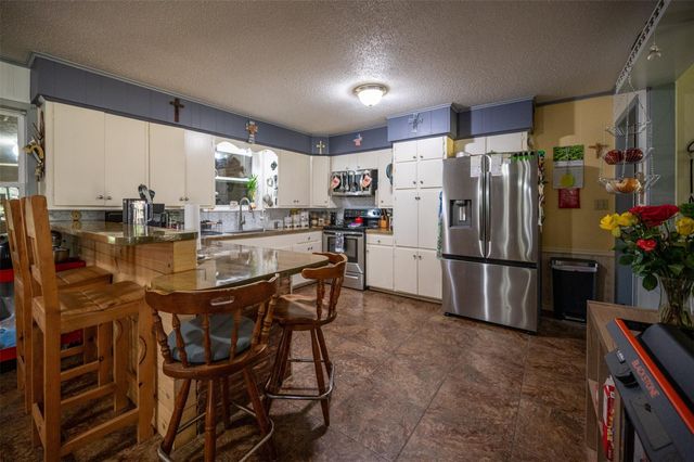 309 N Beech Street, Woodville, TX 75979