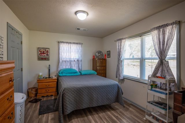 309 N Beech Street, Woodville, TX 75979