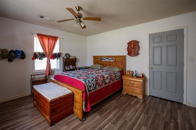 309 N Beech Street, Woodville, TX 75979