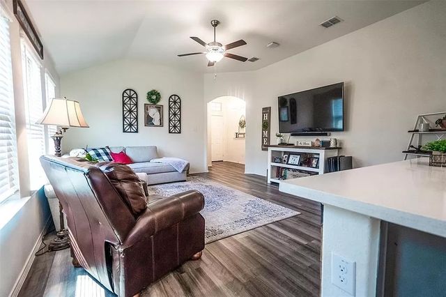 5344 Brahma Trail, Fort Worth, TX 76179