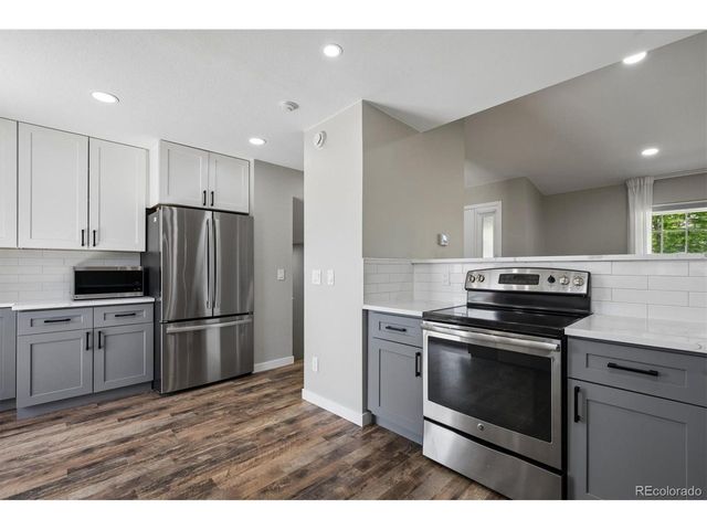 736 Northridge Rd, Highlands Ranch, CO 80126