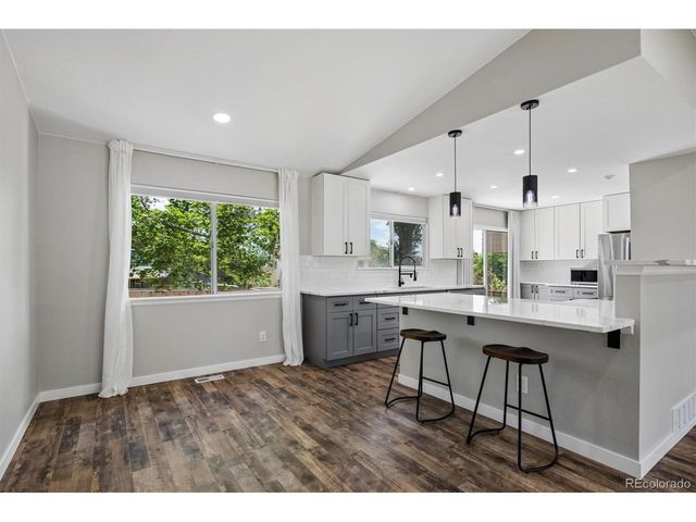 736 Northridge Rd, Highlands Ranch, CO 80126