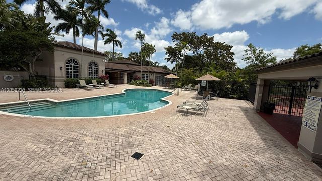 9933 Nob Hill Lane 9933, Sunrise, FL 33351