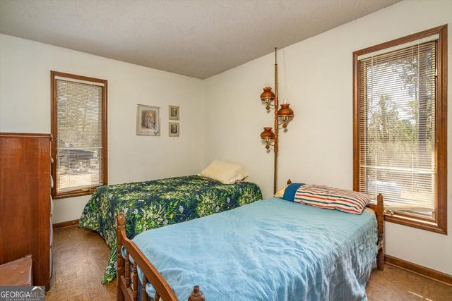 2825 Lazy River Drive, Elberton, GA 30635