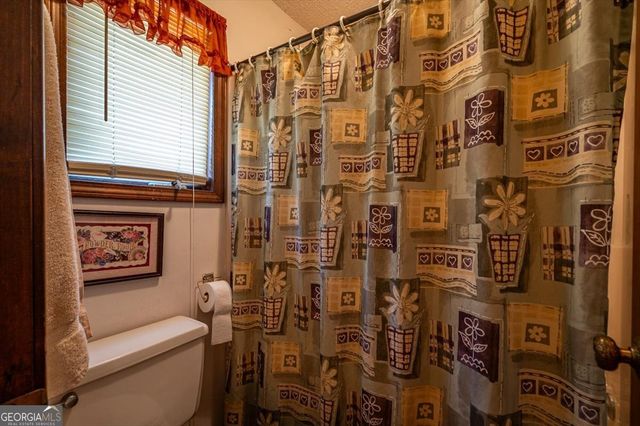 2825 Lazy River Drive, Elberton, GA 30635