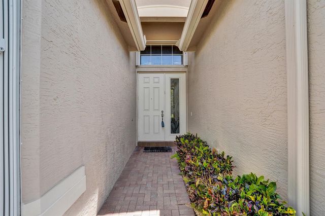 10794 REDLAKE Isle, Boynton Beach, FL 33473