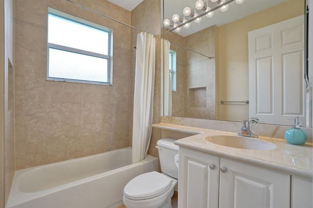 10794 REDLAKE Isle, Boynton Beach, FL 33473