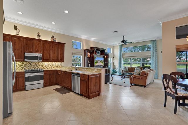 10794 REDLAKE Isle, Boynton Beach, FL 33473