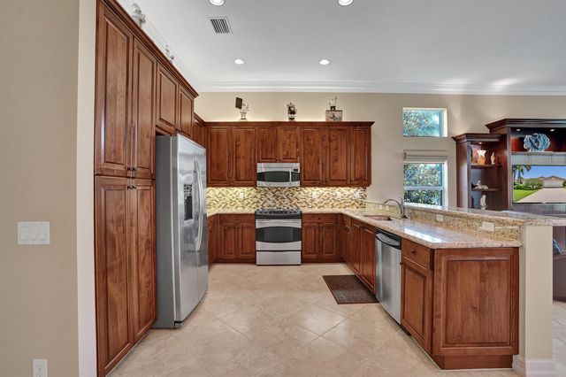 10794 REDLAKE Isle, Boynton Beach, FL 33473