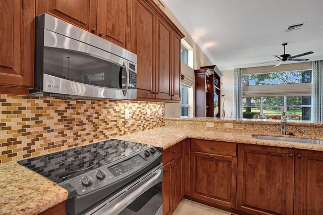 10794 REDLAKE Isle, Boynton Beach, FL 33473