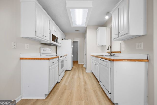 396 E Sycamore Drive, Winder, GA 30680