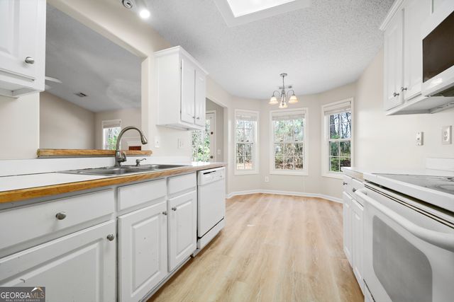 396 E Sycamore Drive, Winder, GA 30680