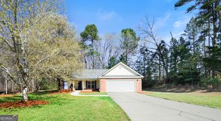 396 E Sycamore Drive, Winder, GA 30680