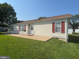 19 LILAC CT, New Hope, PA 18938