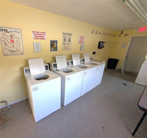 5521 BAY BOULEVARD 201, Port Richey, FL 34668