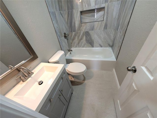 5521 BAY BOULEVARD 201, Port Richey, FL 34668