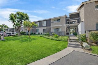 2839 S Fairview D, Santa Ana, CA 92704