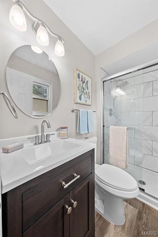 2556 Wesglen Estates Drive, Maryland Heights, MO 63043