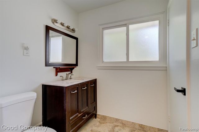 1842 Massoit Road, Royal Oak, MI 48073