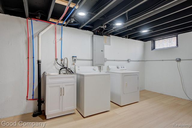 1842 Massoit Road, Royal Oak, MI 48073