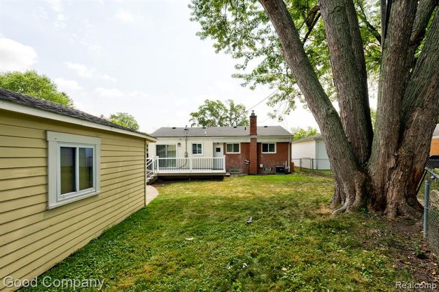 1842 Massoit Road, Royal Oak, MI 48073