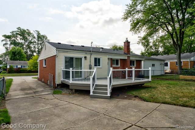 1842 Massoit Road, Royal Oak, MI 48073