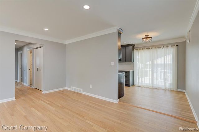 1842 Massoit Road, Royal Oak, MI 48073