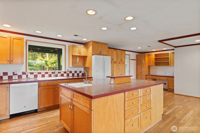2633 Ivy Street, Port Townsend, WA 98368