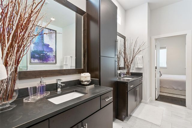 1509 Colorado Street, Houston, TX 77007