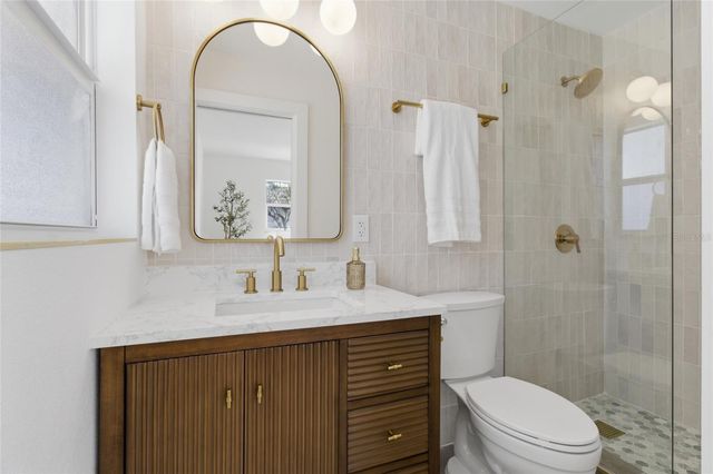 14096 PASSAGE WAY, Seminole, FL 33776