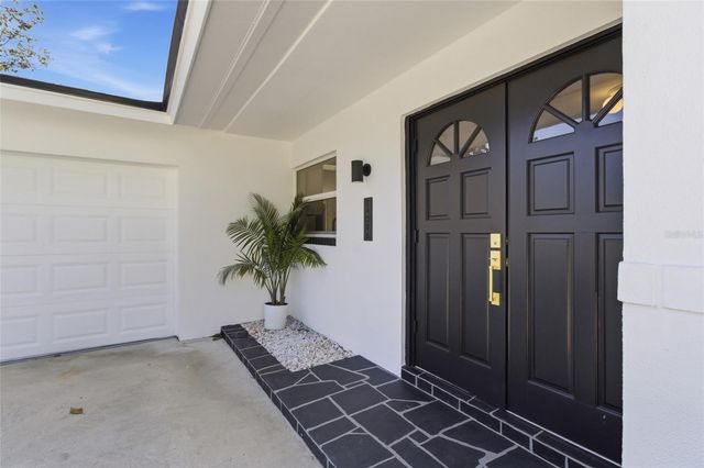 14096 PASSAGE WAY, Seminole, FL 33776