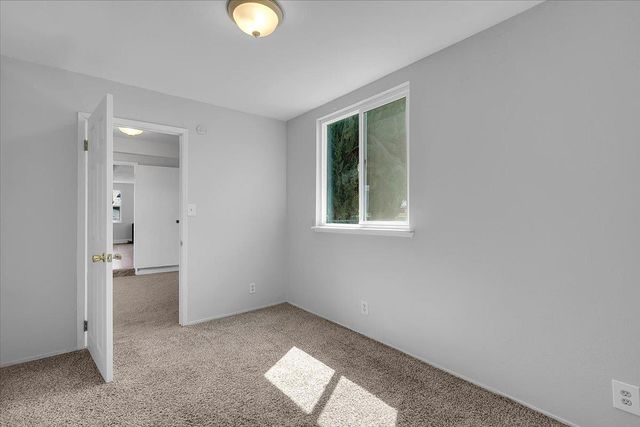 1613 9th Ave, Olivehurst, CA 95961