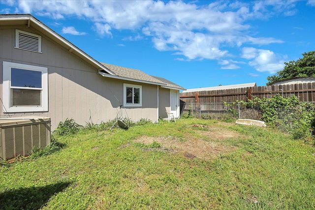 1613 9th Ave, Olivehurst, CA 95961