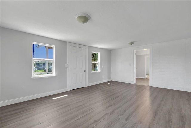 1613 9th Ave, Olivehurst, CA 95961