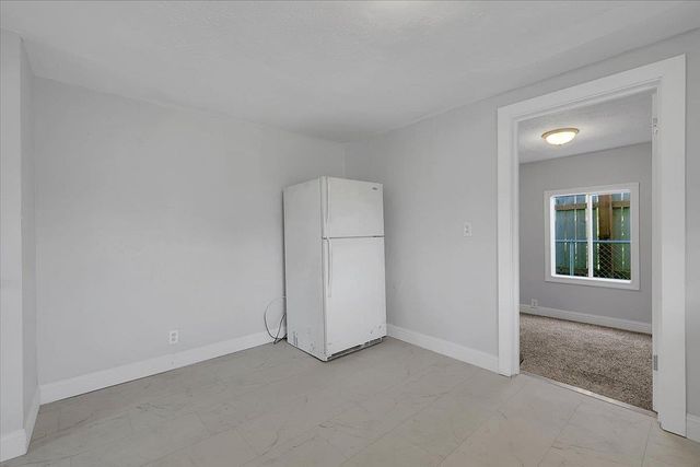 1613 9th Ave, Olivehurst, CA 95961