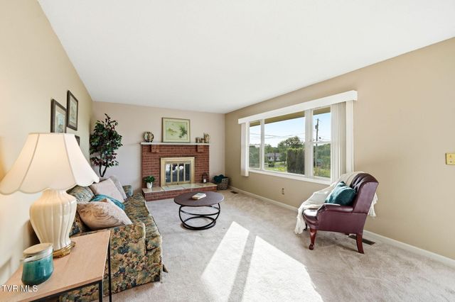608 Southview Drive, Johnson City, TN 37601