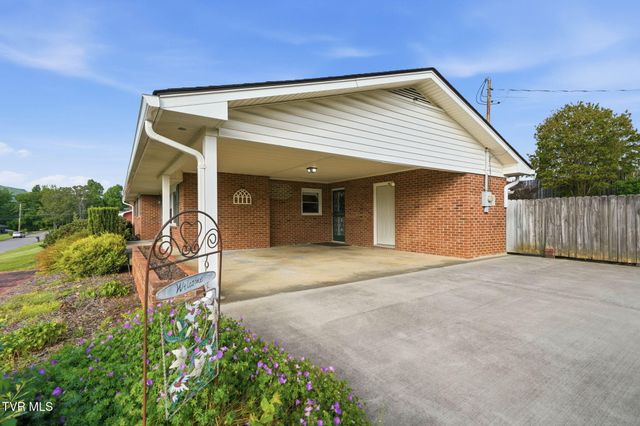 608 Southview Drive, Johnson City, TN 37601