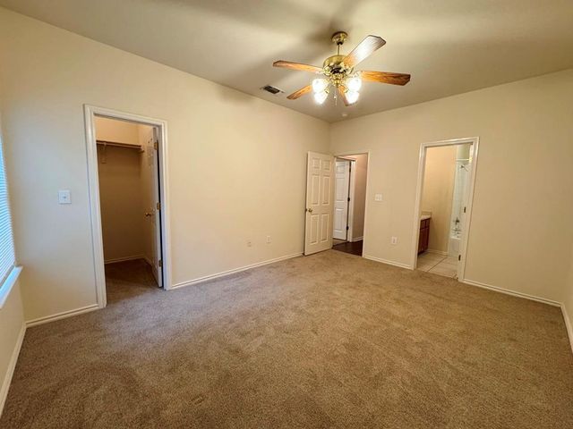 1717 CONSTANTINO CIR B, Austin, TX 78745