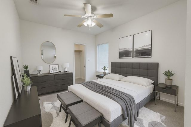 1717 CONSTANTINO CIR B, Austin, TX 78745