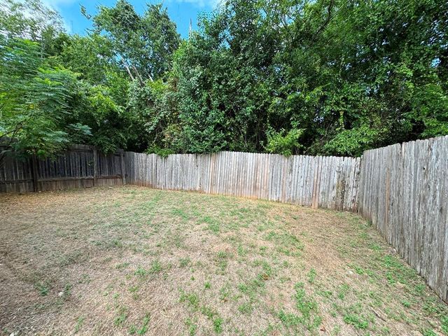 1717 CONSTANTINO CIR B, Austin, TX 78745