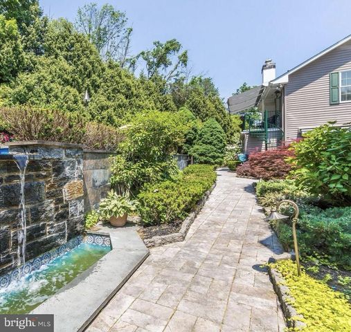 1087 MOUNT EYRE RD, Washington Crossing, PA 18977