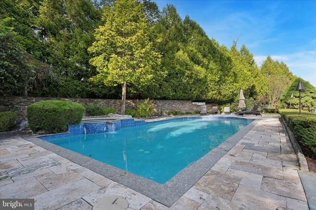 1087 MOUNT EYRE RD, Washington Crossing, PA 18977