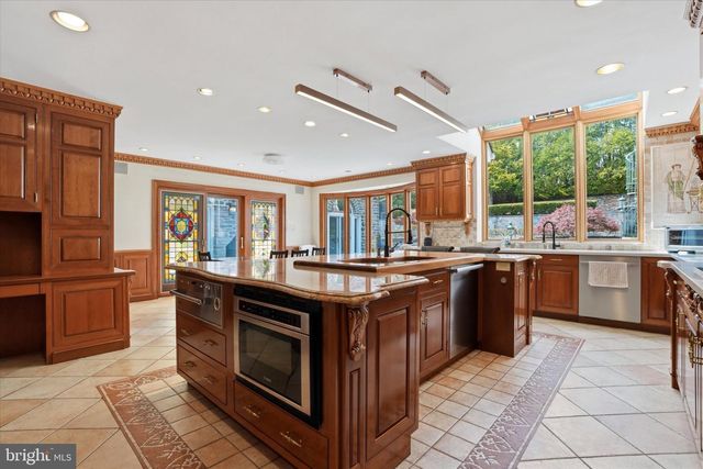 1087 MOUNT EYRE RD, Washington Crossing, PA 18977