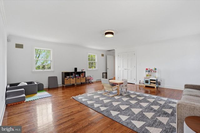 1087 MOUNT EYRE RD, Washington Crossing, PA 18977