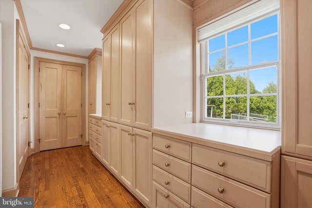 1087 MOUNT EYRE RD, Washington Crossing, PA 18977