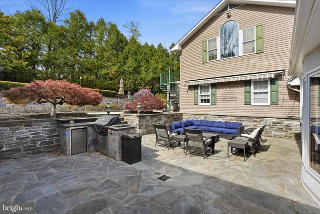 1087 MOUNT EYRE RD, Washington Crossing, PA 18977