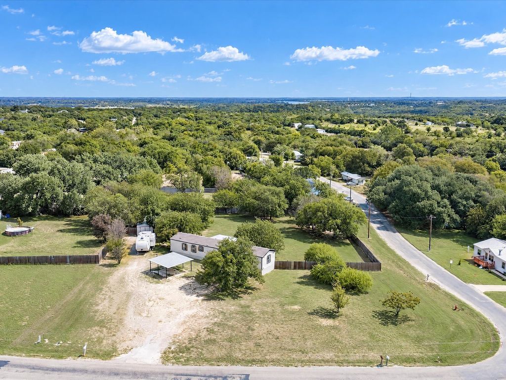 4113 Goliad Drive, Granbury, TX 76048 — exterior