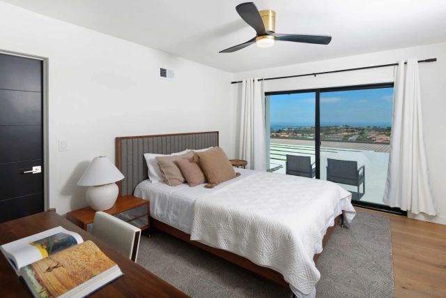 2222 Bahia Dr, La Jolla, CA 92037